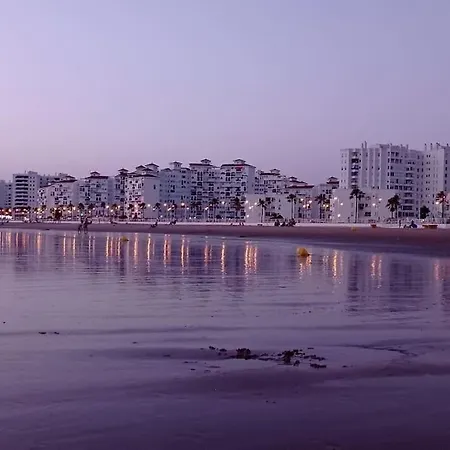 Playa Valdelagrana Apartment *