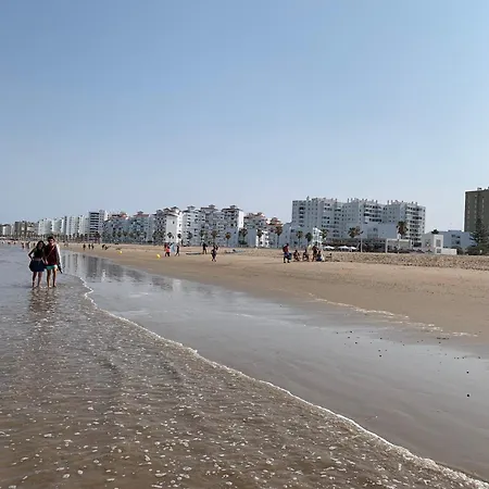 Playa Valdelagrana Apartamento *